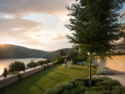 Vlastelini II Hotels in 