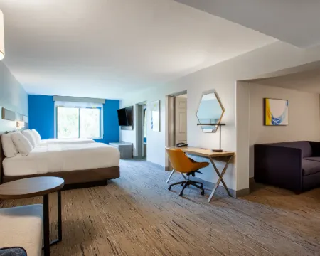 Holiday Inn Express & Suites BRADENTON EAST-LAKEWOOD RANCH by IHG ブレーデントンのホテル