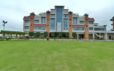 Hotel Imperial Hotels in Ujjain