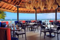 Renaissance Wind Creek Aruba Resort - parking