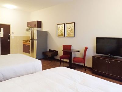 Days Inn & Suites by Wyndham Fort Saskatchewan