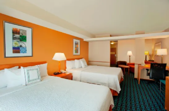 フェアフィールド イン & スイーツ バイ マリオット デトロイト メトロ エアポート ロムルス のホテル