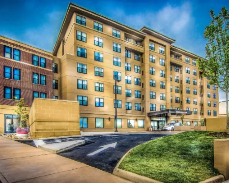 レジデンス・イン・シャーロッツビル・ダウンタウン シャーロッツヴィルのホテル