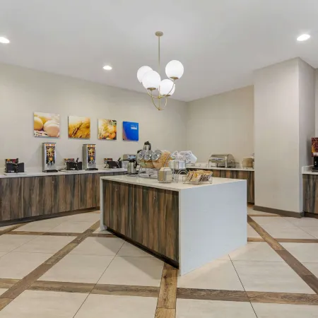 Comfort Inn & Suites Miami International Airport