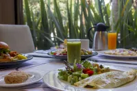 Hotel Lucerna Tijuana - breakfast