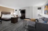 Hampton Inn & Suites Denver/Downtown-Convention Center Hotels in 