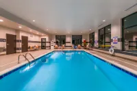 Hampton Inn & Suites Detroit/Wixom Hotels in Commerce Charter Township