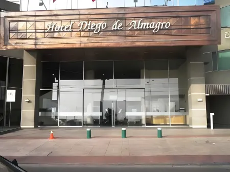 Hotel Diego de Almagro Aeropuerto