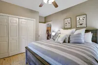 Chiefs Cove-Lakefront- 2 Master suites