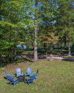 Lakeview, 3-Bedroom Cottage, newly renovated