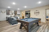Luxury dog-friendly escape: Grin & Bear It Lodge