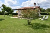 House with garden in the Tuscan countryside Hotel a Scarlino