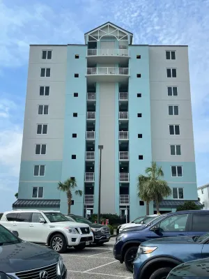 Tropic Isles 202 Direct Beach Front, Beautiful View, Close to Everything Hotels near Gulf State Park Pier