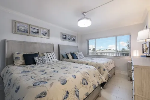 Beachfront condo directly on Holmes beach