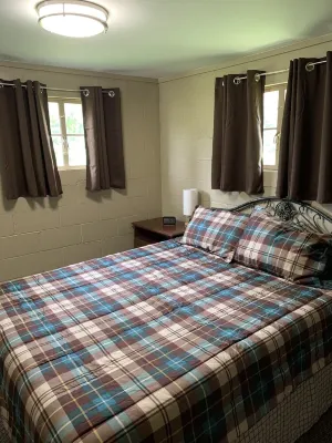 Updated 2-Bedroom Cabin on Bull Shoals Lake