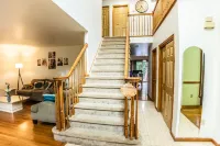 Pocono Escape with huge Pool HOT TUB,GAMEROOM,FIREPIT,near Camelback & Kalahari - Wifi