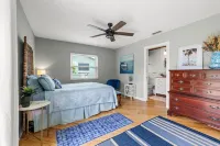 Water Front Home Island Paradise, come explore true tranquility. Publix Super Market at Paradise Shoppes of Apollo Beach附近的飯店