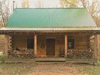 Peaceful Cabin in the Woods Hotels in Hartwick