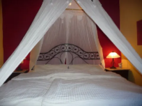 Lovingly Renovated Country House in the Olive Grove with Large Panoramic Pool, Air Conditioning