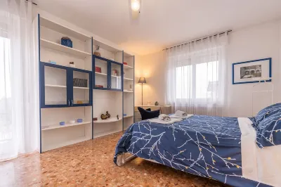 Entire bright two-room apartment in Biandrate (No), 2 bedrooms, 4 beds.