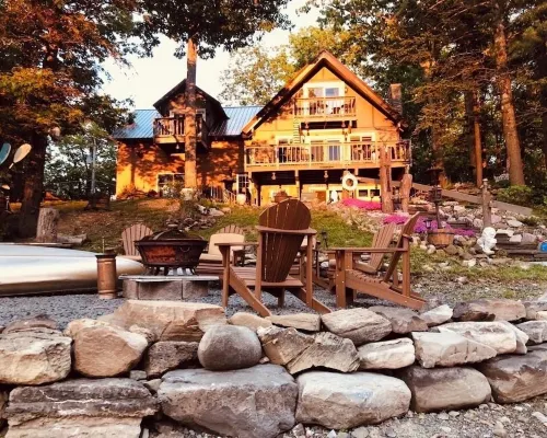 Glamorous lake house on a mountain lake in upstate New York (max of 8 guests) Hotels in Berne