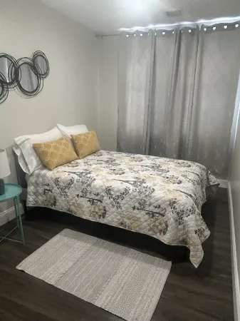 LUXURY BIG APARTMENT. VERY CLOSE TO NYC Отели рядом с достопримечательностью «Запад Нью Йорк Паркс Департмент»