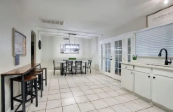 Peoria Retreat w/Grill & Games