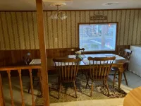 Memories on Main -Located halfway between Ocean Isle Beach and Holden Beach Hotels in Shallotte