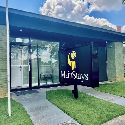 Stay on Main Street in Red Bay Hotels in Franklin County