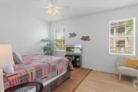 Waterfront! Boat dock available for, families welcome! Hotels in Homosassa