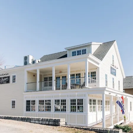 Beautiful 3-Bed 2.5 bath in downtown Freeport