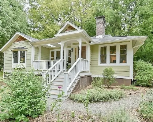 Quiet, elegant cottage just steps from downtown Pittsboro—minutes to Jordan Lake 查塔姆縣酒店