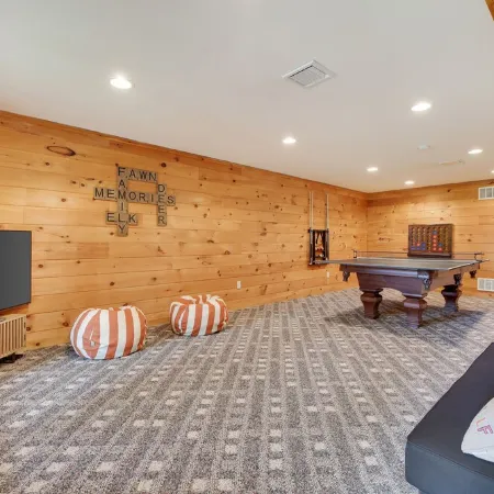 Secluded Cabin w/ Natural Swim Hole-HotTub-Trails