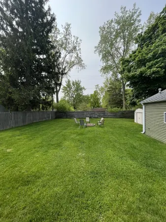 Exclusive Spread | 3 Miles to Downtown | Sleeps 5