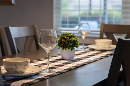 Cozy 3 Beds/Heated Pool/Fenced Yard/ Centered in Punta Gorda/close to everything Отели в г. Пунта-Горда