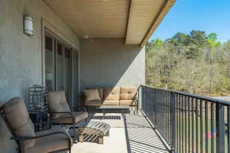 My Serenity on Smith Lake - Crane Hill , AL