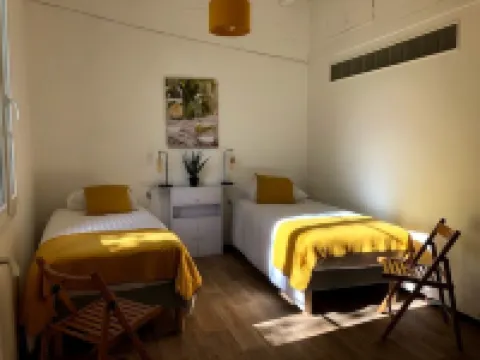 House for 12 cyclists 6 bedrooms with roof terrace