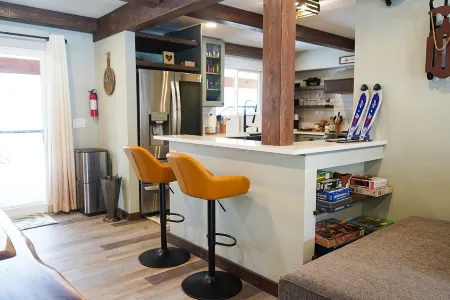 Ski Chalet Park City, Jacuzzi, Dog Friendly, Arcade Games, Huge Covered Deck