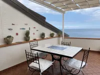 Terrazza al mare