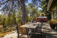 Picayune Retreat: Spa/EV/Play-Structure/Pet-Loving/Games and More'' Hotels in Coarsegold