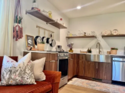 BRAND NEW Vacation Suites steps from Lucius Woods County Park & Lake St. Croix!