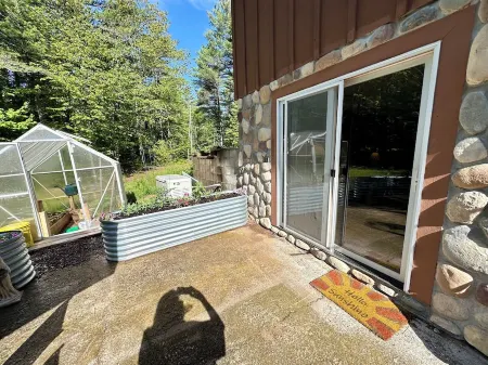 Whitefish Walkout-walk to Lake Superior Beach!