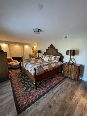 The Cozy Cottage on Little Duck Cove