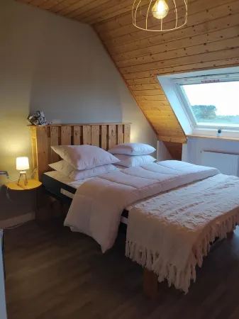 Furnished, 2 stars, with sea view