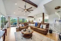 Hill country Hidden Haven Hotels in Cross Mountain