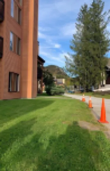 Ground floor entry with ski in/out access to Pico & FREE shuttle to Killington