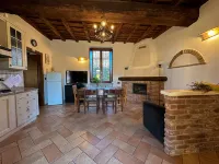 Appartamento in storica Cascina Lombarda Cusago Hotels in Cusago