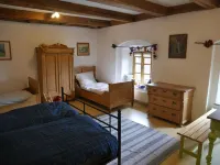 Spacious vacation home in the countryside with wellness and health facilities Hotels in Wunsiedel