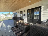 Wine Country Gem in downtown McMinnville.  Walk to Wineries & Restaurants!