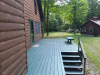 Beautiful 3 bedroom adirondack log cabin